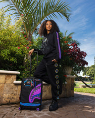 A.I. BROOKLYN & BEYOND - SANDFLOWER COLLAB IMPERIAL CARRY-ON LUGGAGE | Sprayground Limited Offer