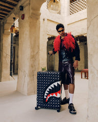 SHARK MOB HIDEOUT FULL-SIZE LUGGAGE | Sprayground Bargain