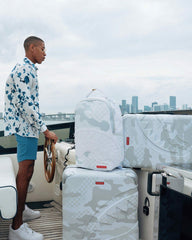 3AM LE BLANC SHARKNAUTICS HARDSHELL CARRY-ON LUGGAGE | Sprayground Limited Offer