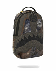 FOUNDATION DAYS FUR COAT SHARK BACKPACK | Sprayground Limited Offer