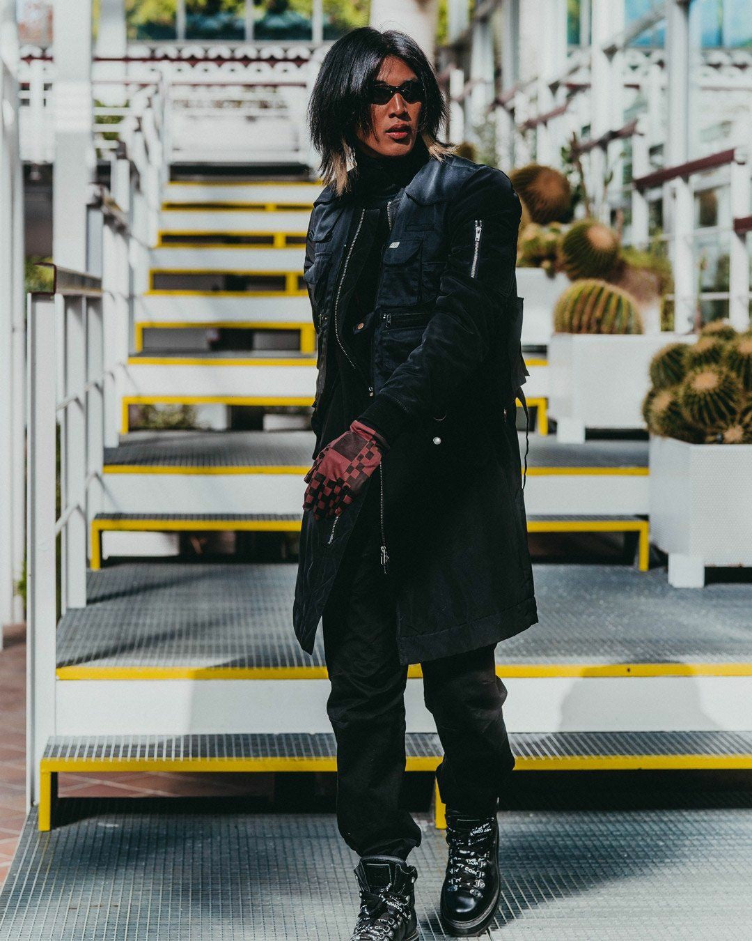 XTC SHARKS IN PARIS GLOVES | Sprayground Outlets