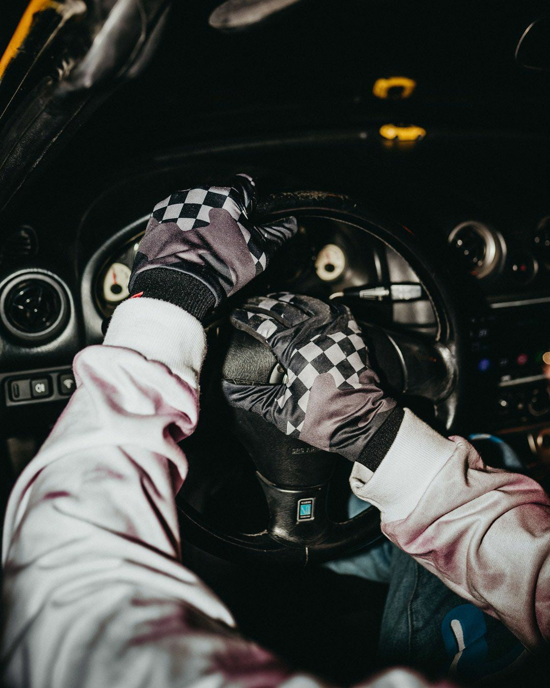 3AM NEVER SLEEP GLOVES | Sprayground Exclusive Deal
