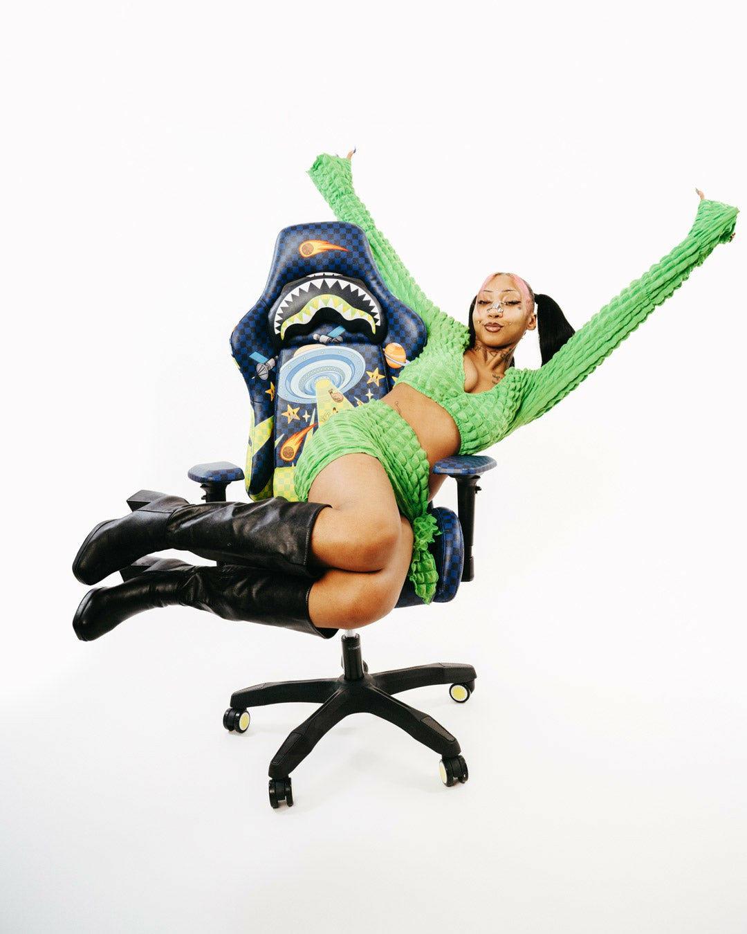SPACE WARPED GAMING CHAIR | Sprayground Value Deal