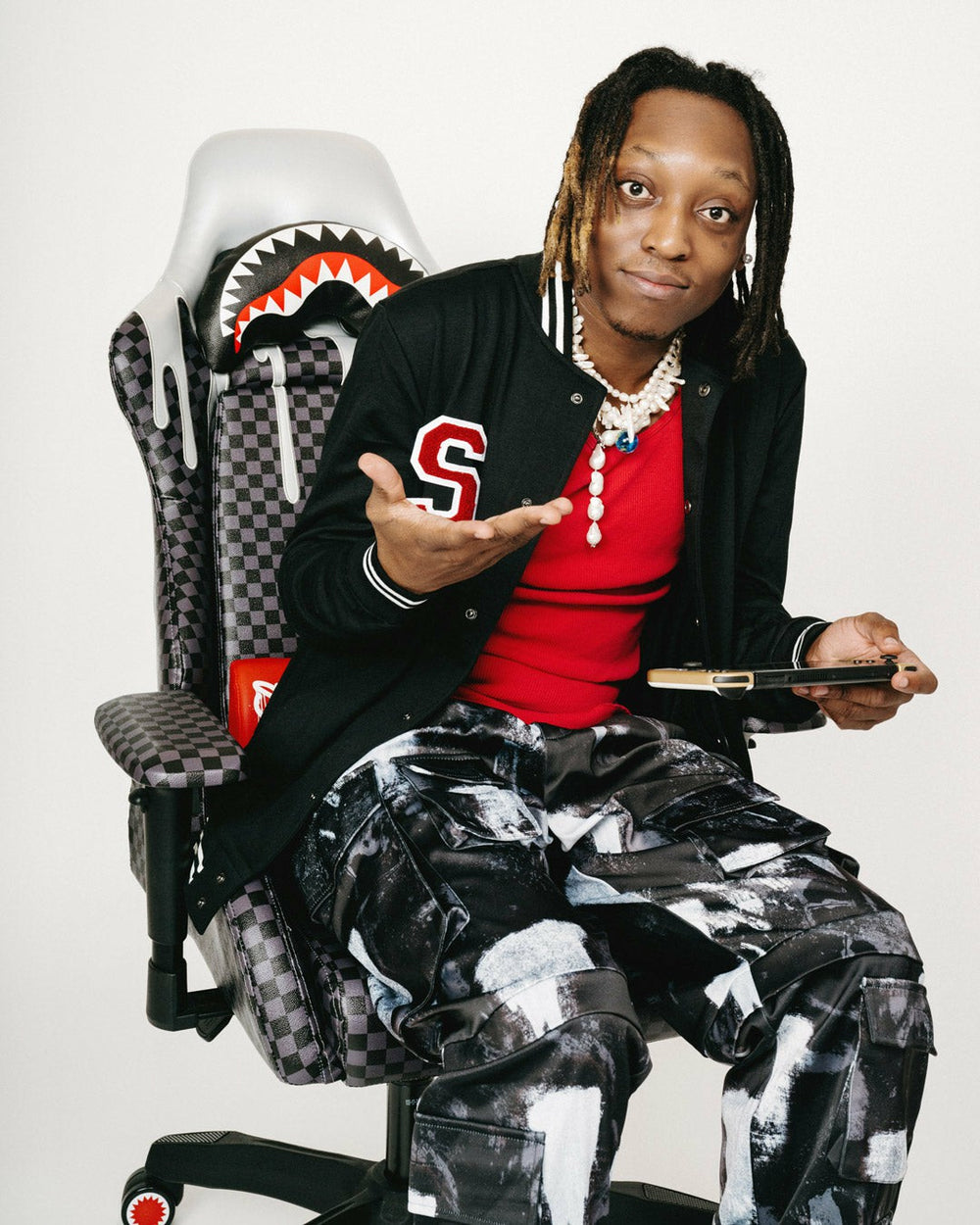 GHOST DRIP SHARK CHAIR | Sprayground Limited Offer
