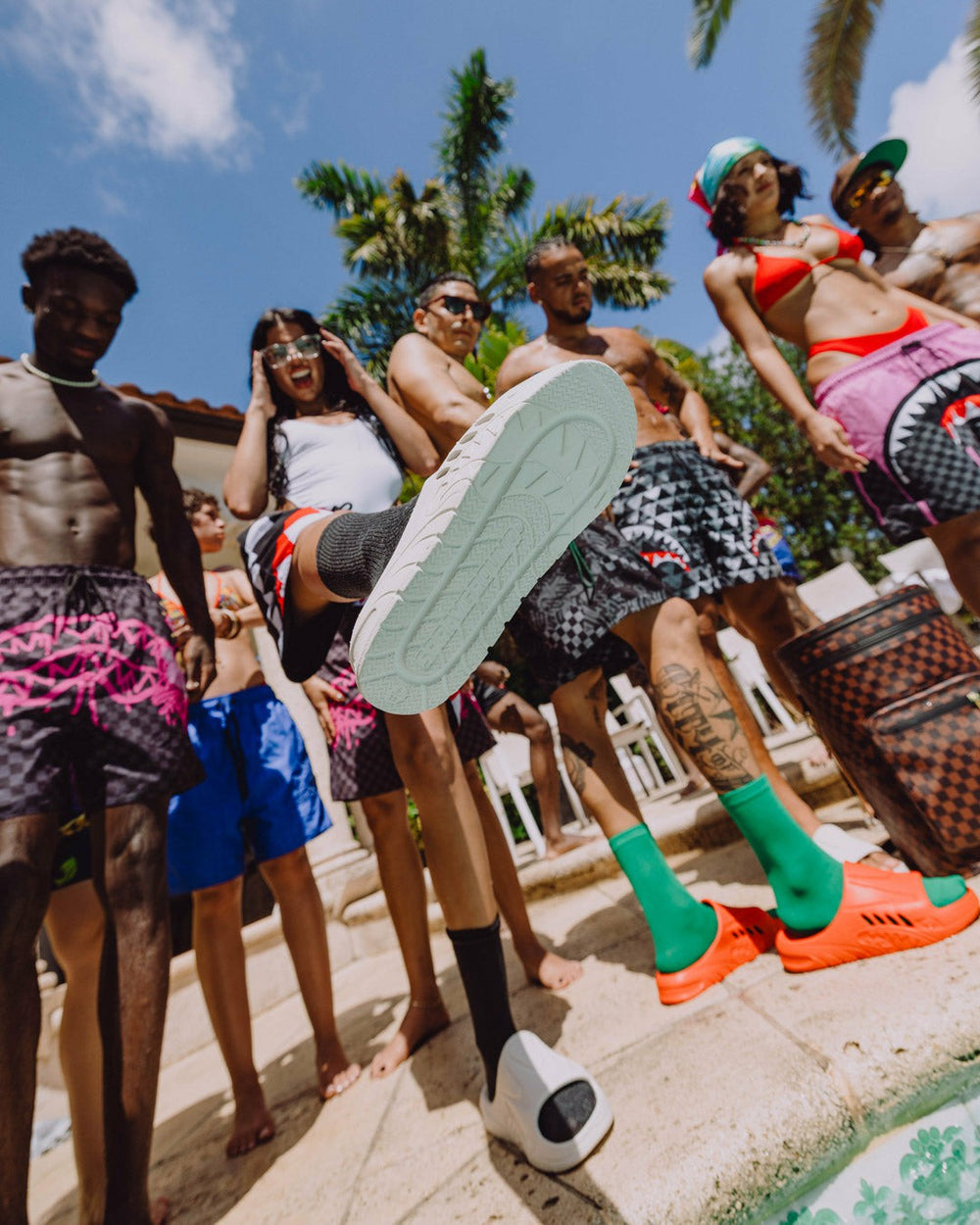 SHARK SLIDE (WHT) | Sprayground Value Deal