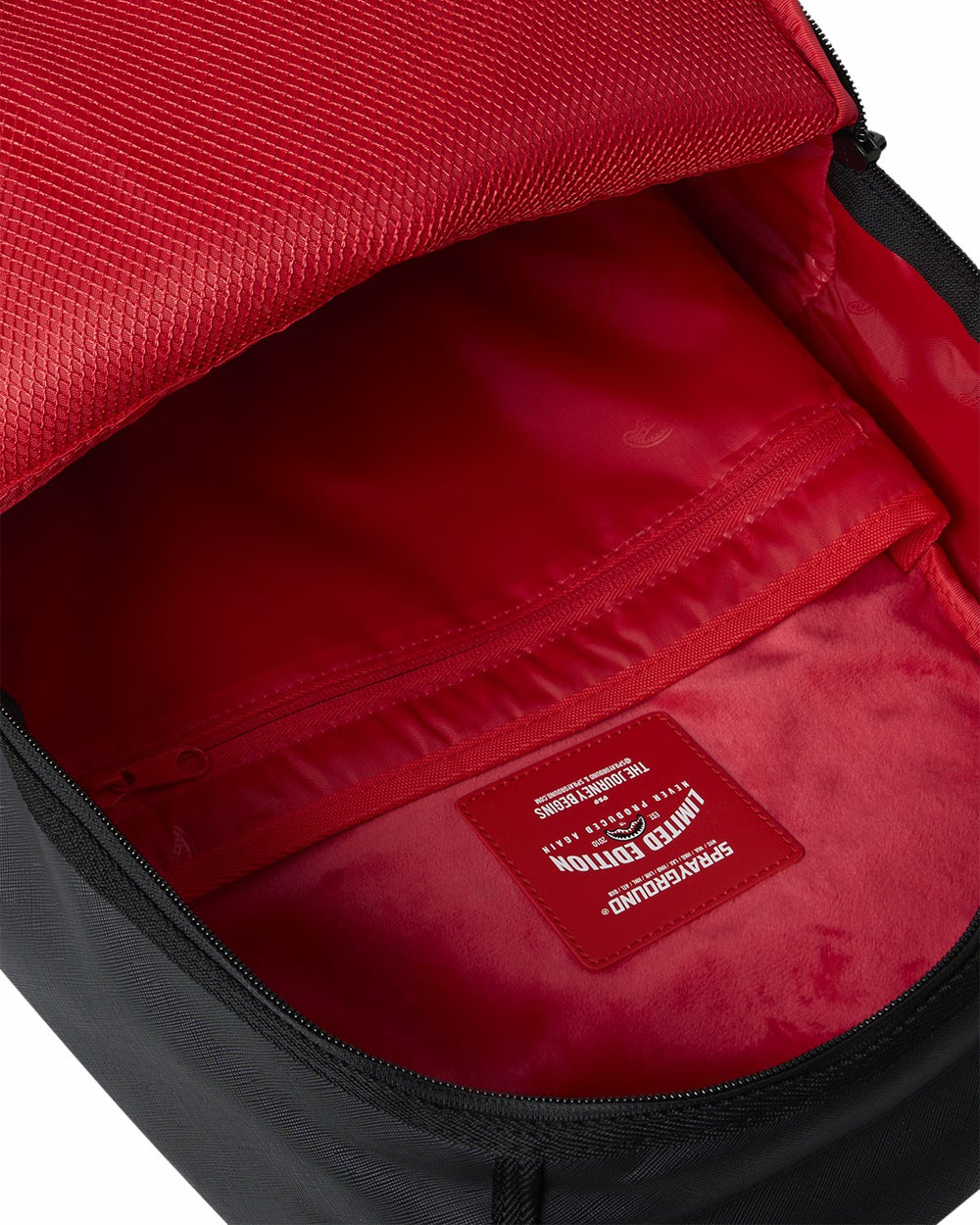 SHARK CENTRAL BUBBLE SHARK (BLK) BACKPACK | Sprayground Bargain