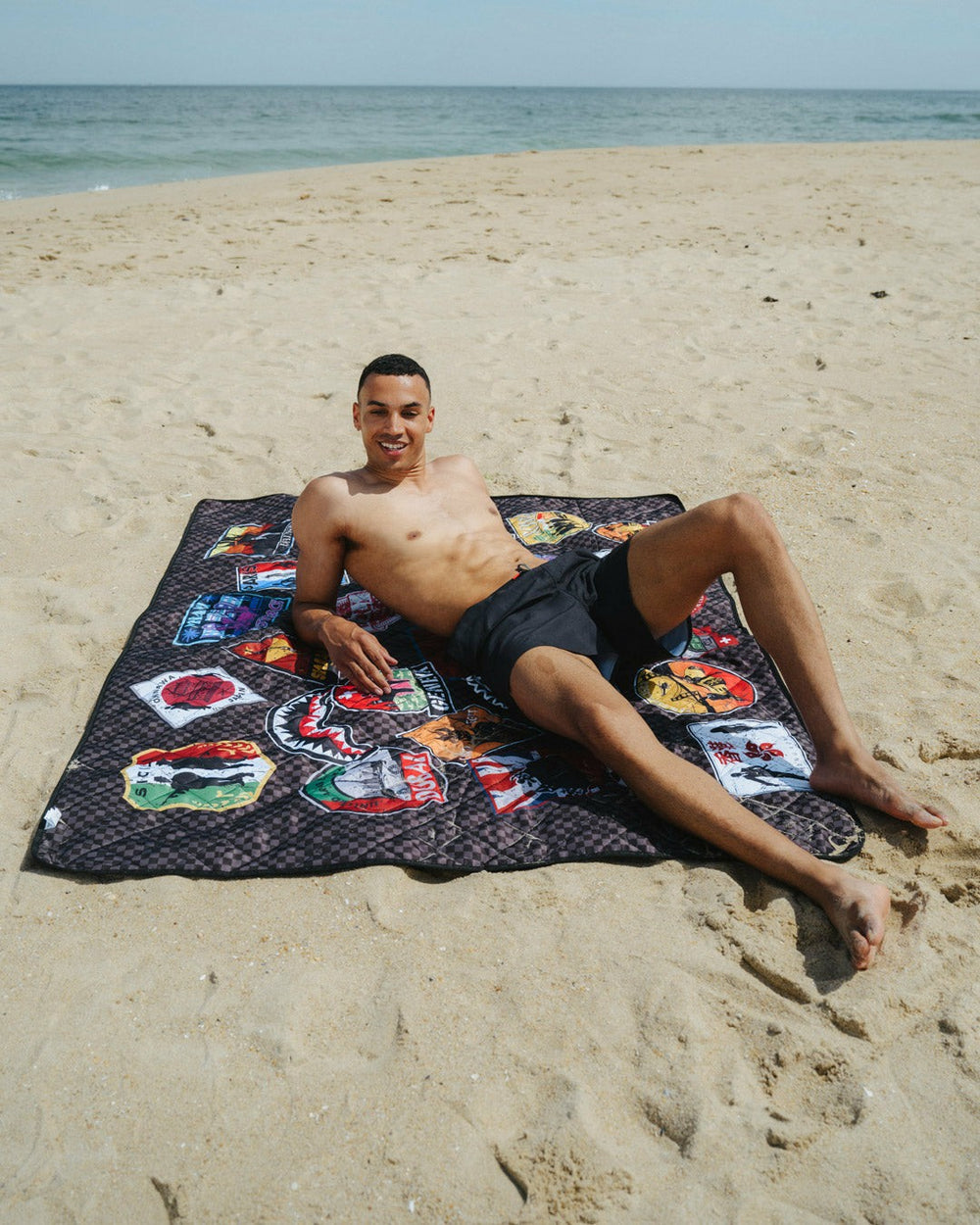 GLOBAL MOGUL UNLIMITED MILES PACKABLE BEACH MAT BLANKET WATER RESISTAN | Sprayground Bargain