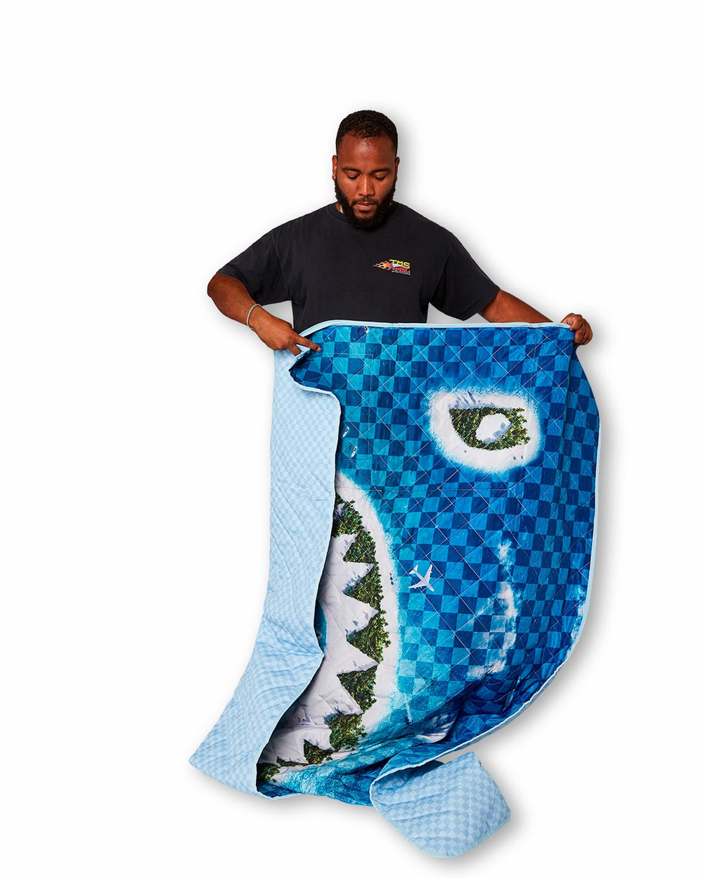 SHARK ISLAND PACKABLE BEACH MAT BLANKET WATER RESISTANT CONVERTIBLE TO | Sprayground Savings