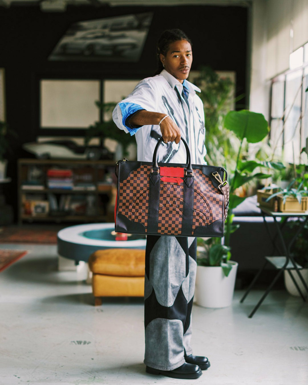 KATANA CHECK BOSS PYRAMID DUFFLE | Sprayground Bargain