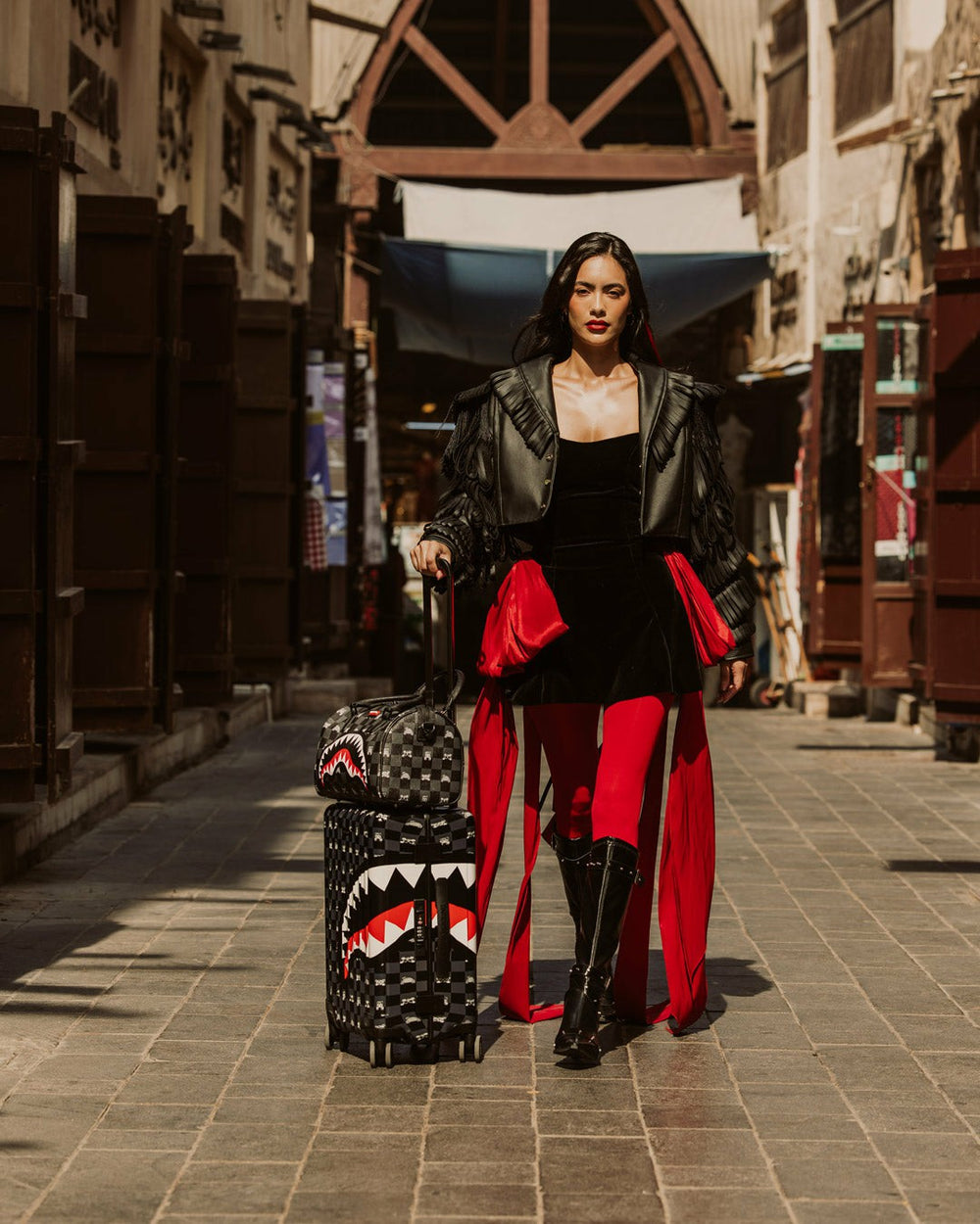 SHARK MOB HIDEOUT MINI DUFFLE | Sprayground Special Offer
