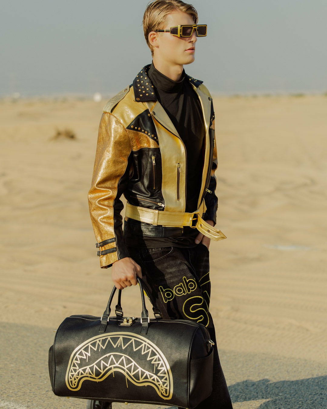 GOLD FANG DUFFLE | Sprayground Savings