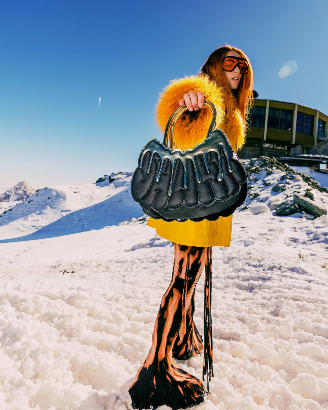 GOLDHEART SHARK DRIP HANDBAG | Sprayground Sale