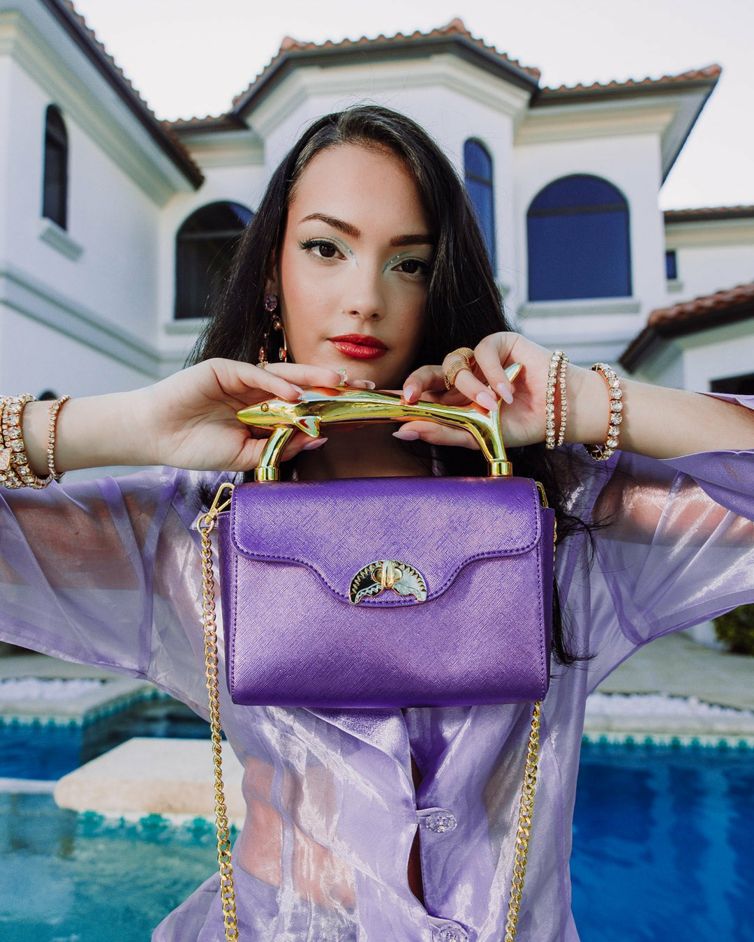 SHARKS OF THE GOLD OCEAN CLUTCH | Sprayground Outlets