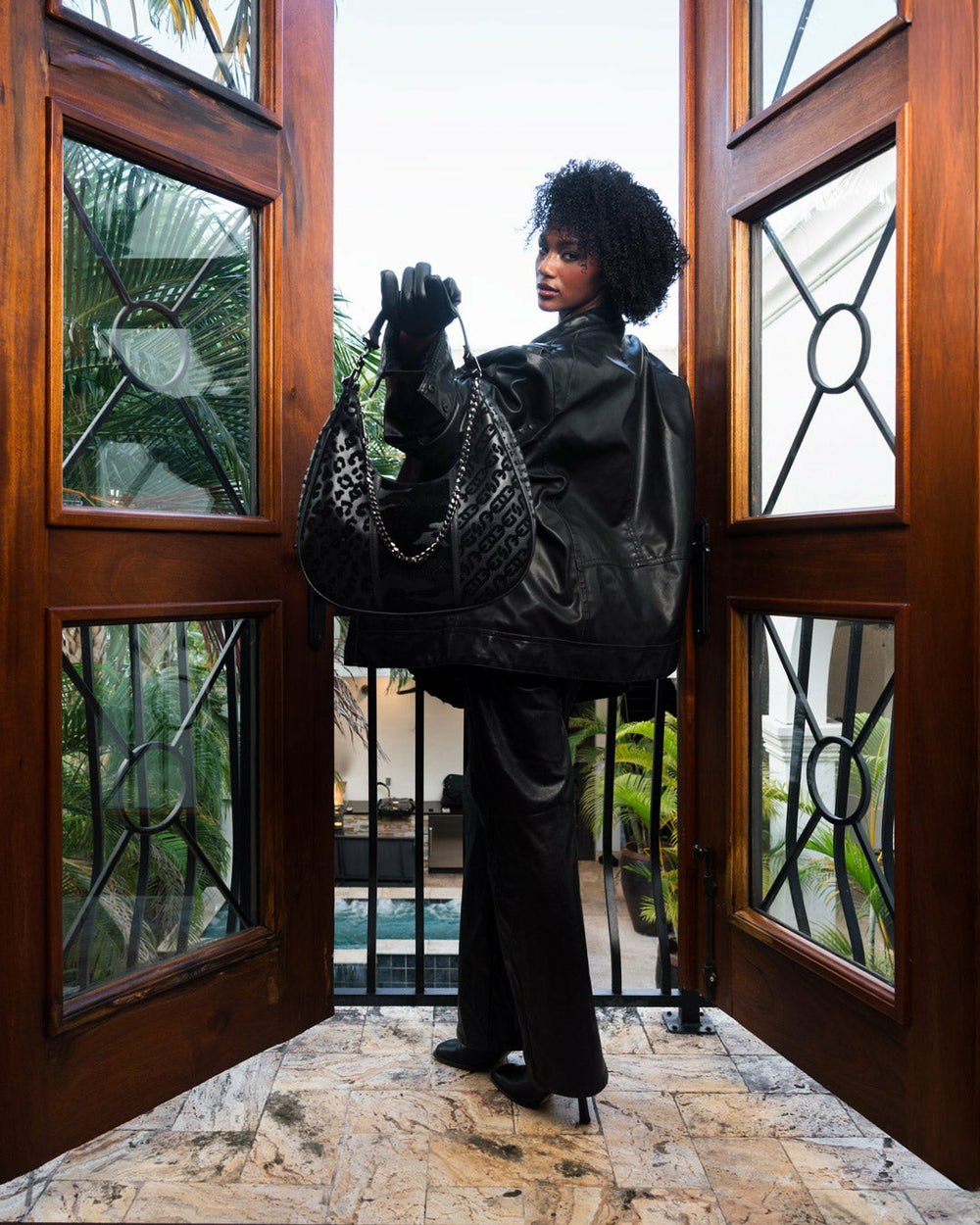 NEMESIS HUNT VICE SHOULDER BAG | Sprayground Discounted