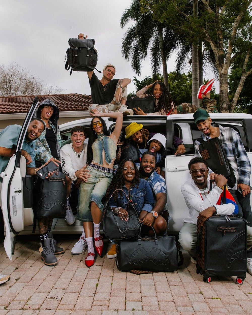 CHECKPOINT ROYALE VICE SHOULDER BAG | Sprayground Exclusive Deal