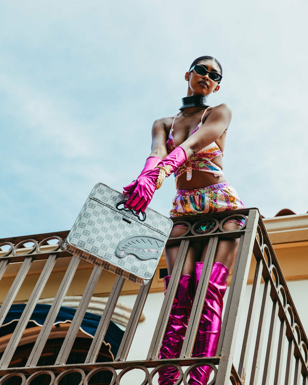 A.I.8 AFRICAN INTELLIGENCE BOOKED & BUSY CITY SAVVY HANDBAG | Sprayground Exclusive Deal