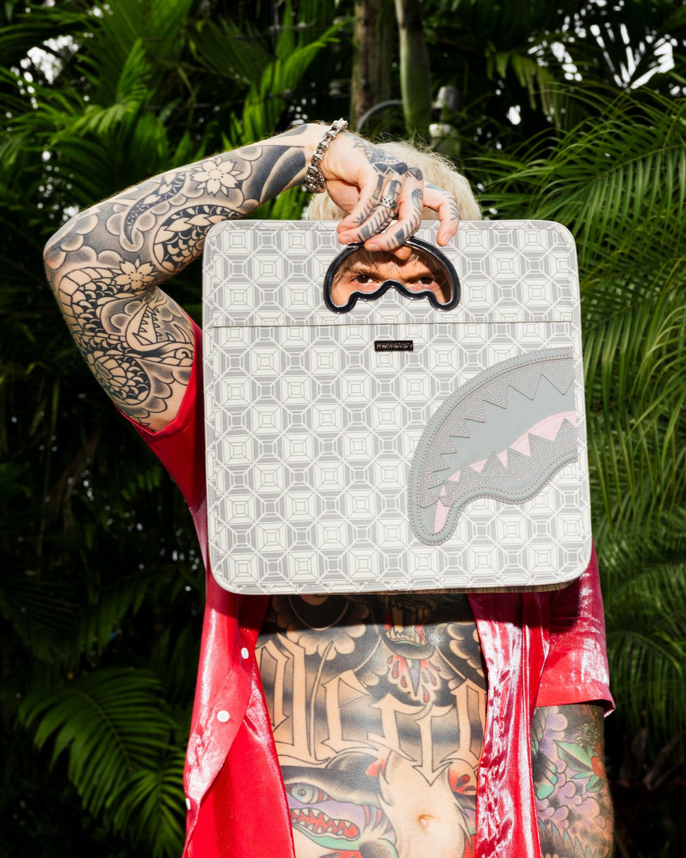 A.I.8 AFRICAN INTELLIGENCE BOOKED & BUSY CITY SAVVY HANDBAG | Sprayground Exclusive Deal