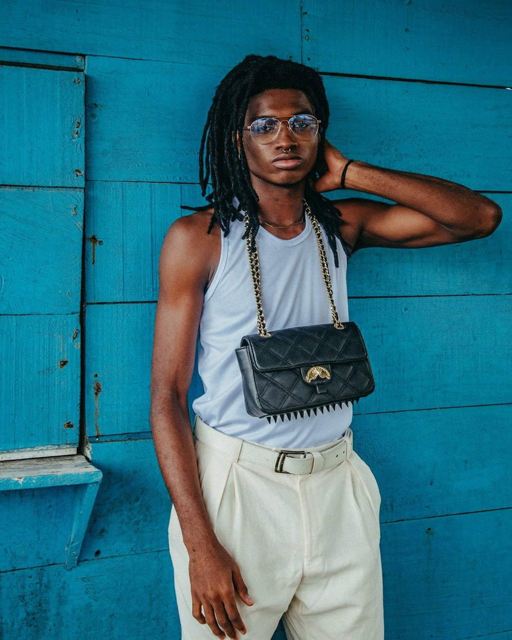 NOIR QUILT GOLD CHAIN SHARK HANDBAG | Sprayground Special Offer