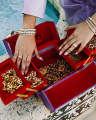 SHARKS OF THE GOLD OCEAN JEWELRY CASE | Sprayground Sale