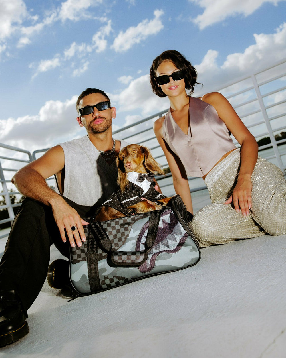 3AM RIPTIDE PET CARRIER DUFFLE | Sprayground Value Deal