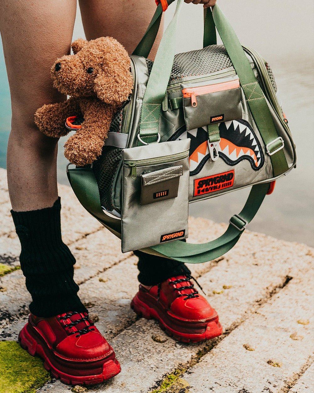 SPECIAL OPS ALPHA SHARK PET CARRIER | Sprayground Special Offer
