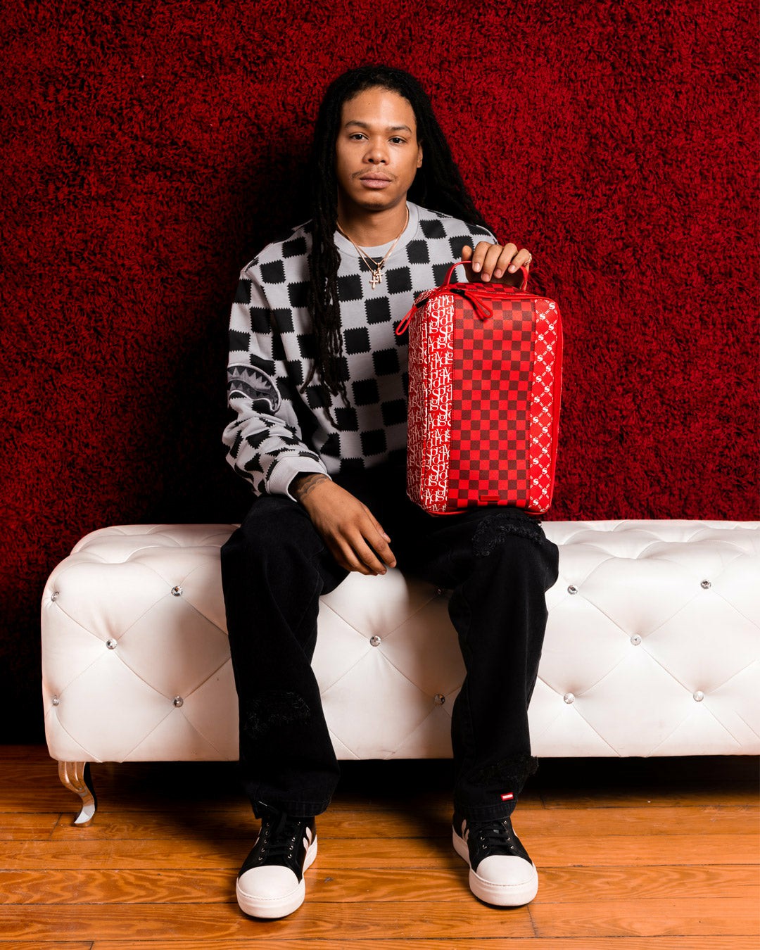 FREQUENT FLIER SNEAKER HOLDER | Sprayground Special Offer