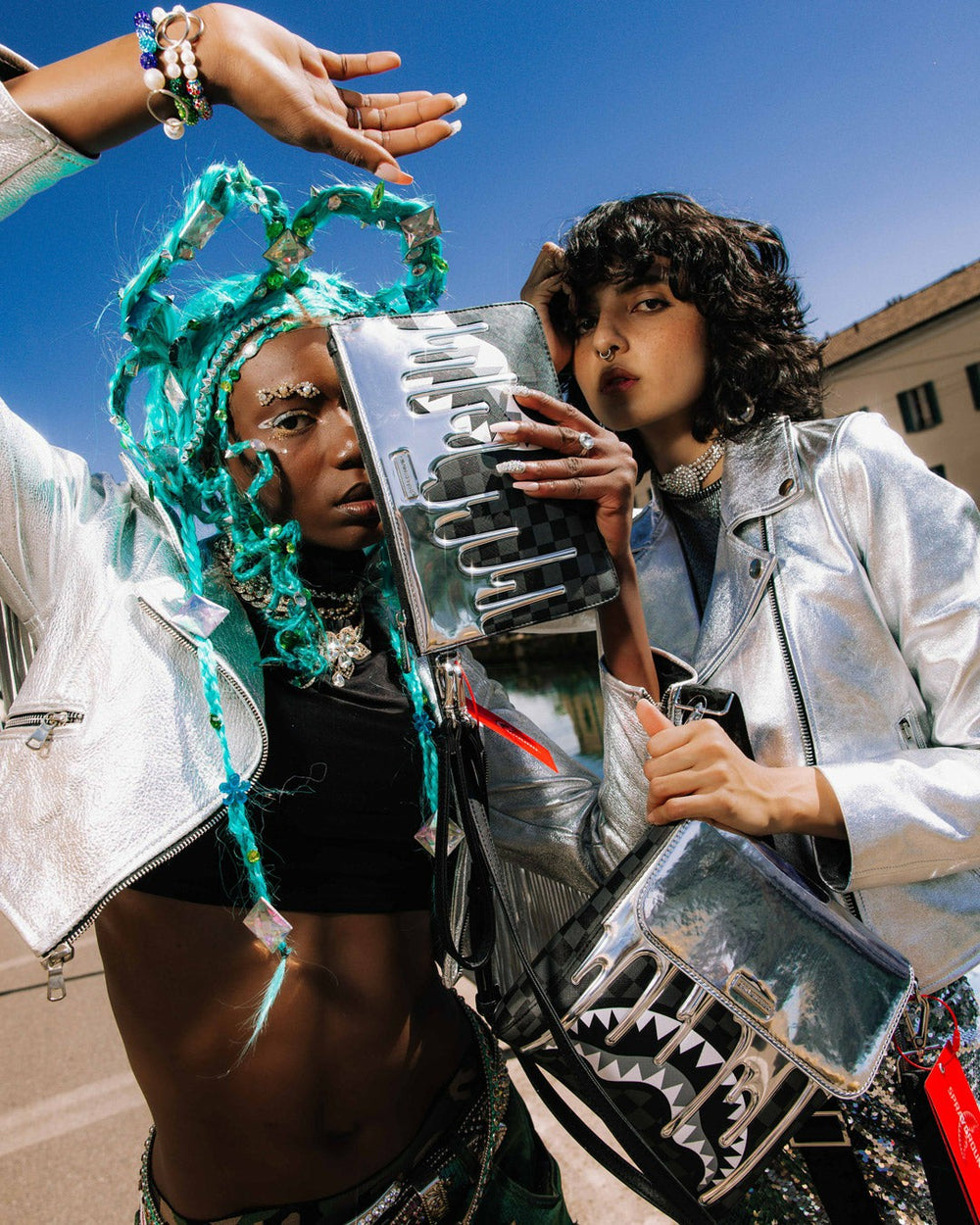 GHOST DRIP MESSENGER BAG | Sprayground Special Offer