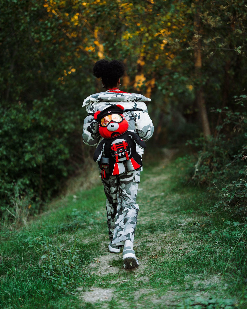SKY HIGH SEEKERS ARCTIC GPS MONEYBEAR BACKPACK | Sprayground Sale