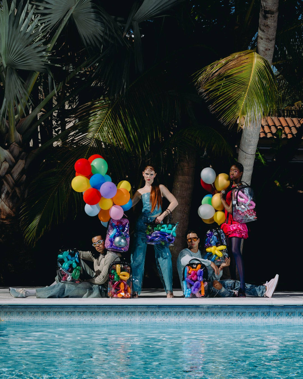 FULLY CLEAR SHARKS IN PARIS TOTE | Sprayground Special Offer