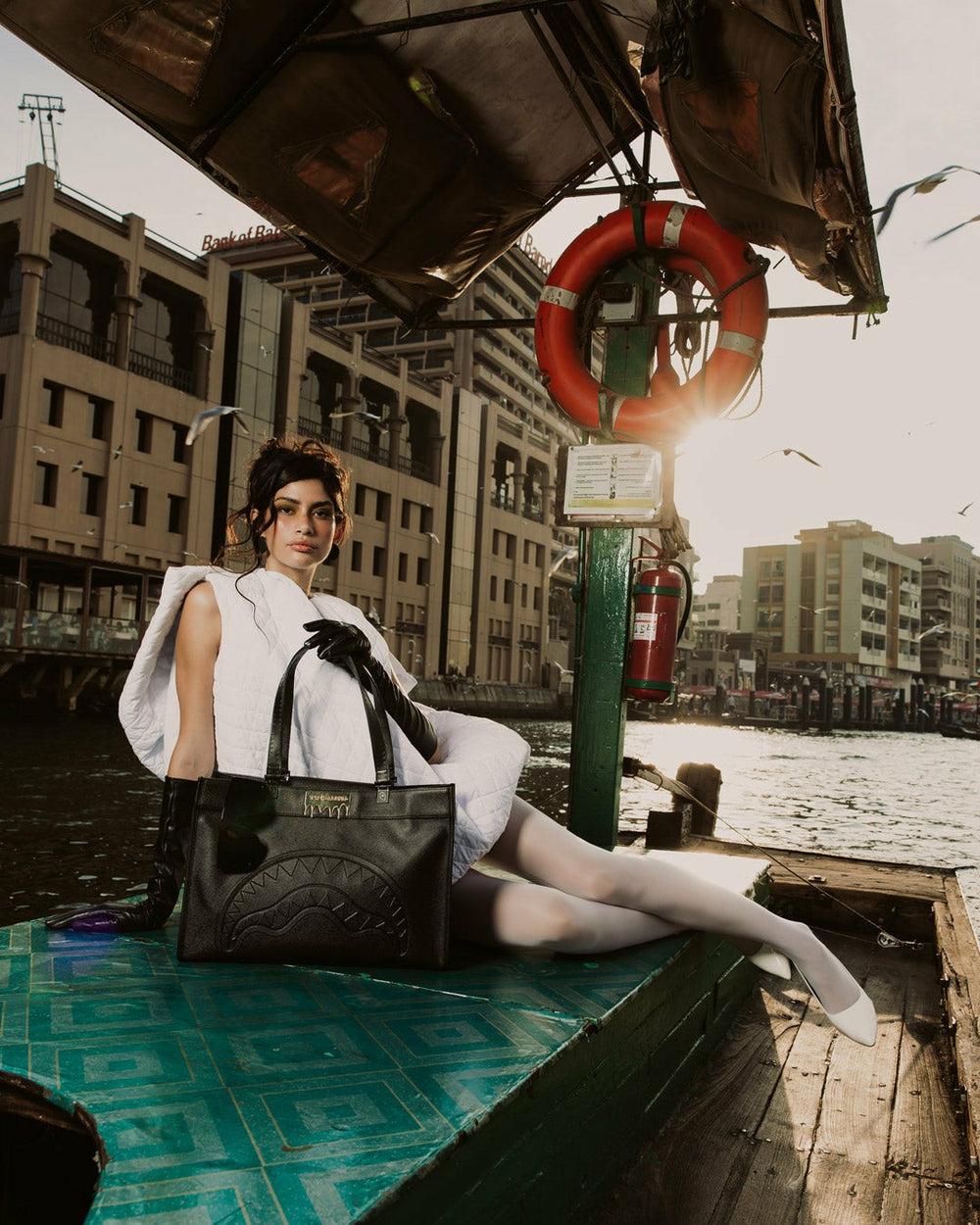 GOLD BRICK DRIP TORTUGA TOTE | Sprayground Bargain