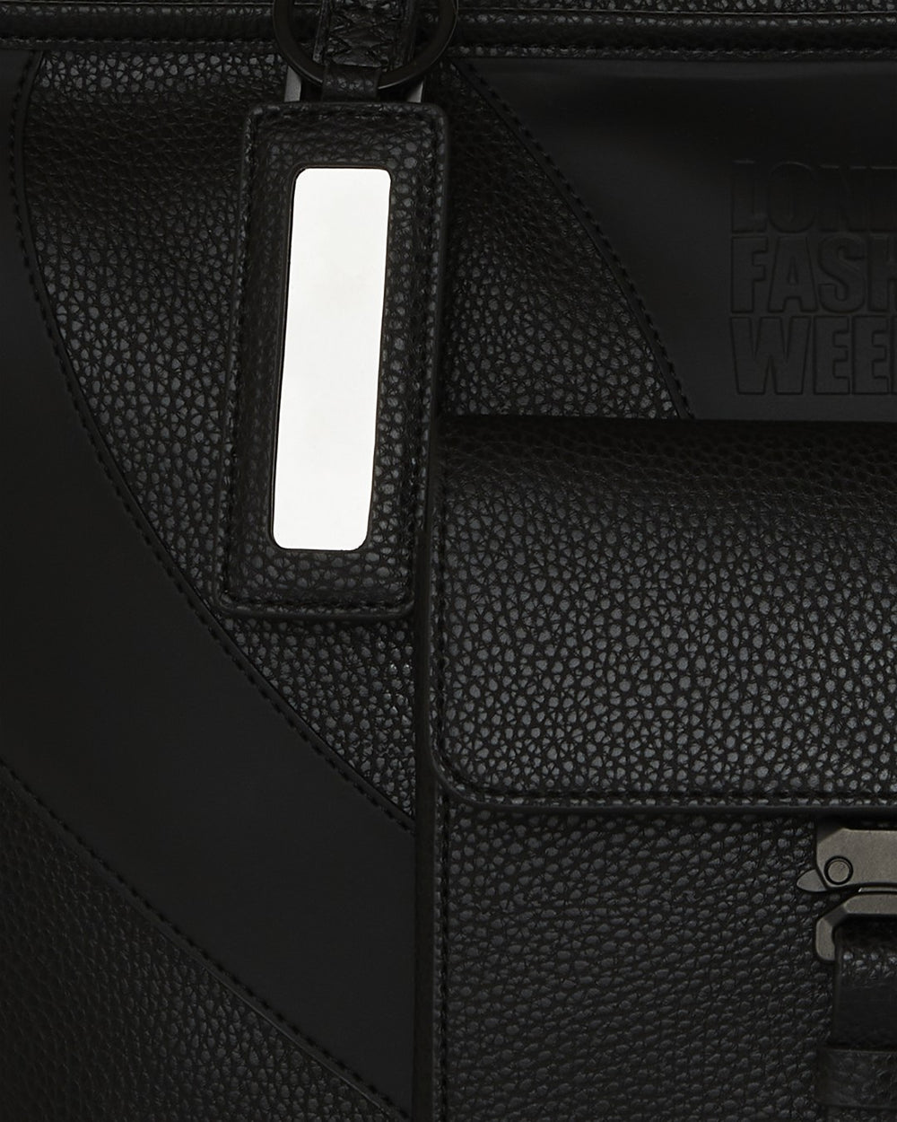 LONDON FASHION WEEK RED CARPET READY TOTE | Sprayground Special Offer