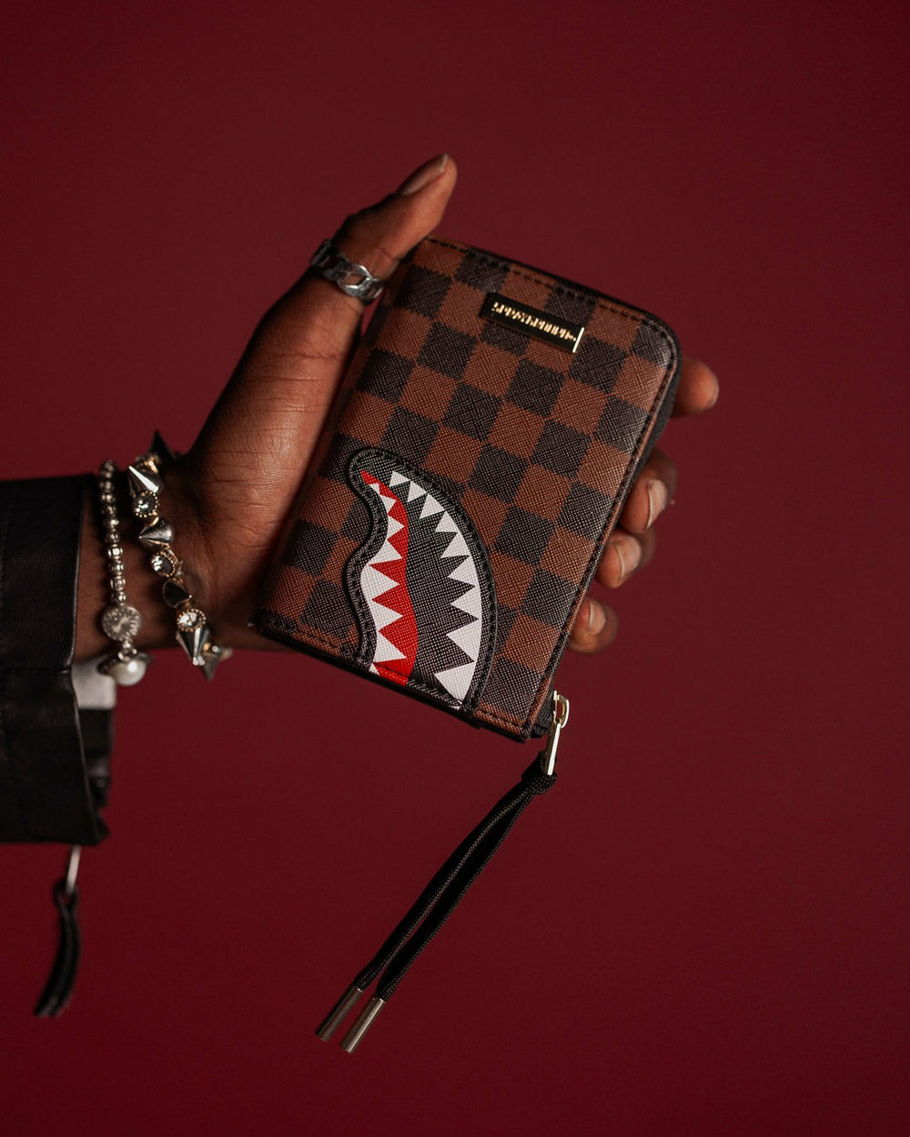 SAWTOOTH SHARKS IN PARIS WALLET | Sprayground Special Offer