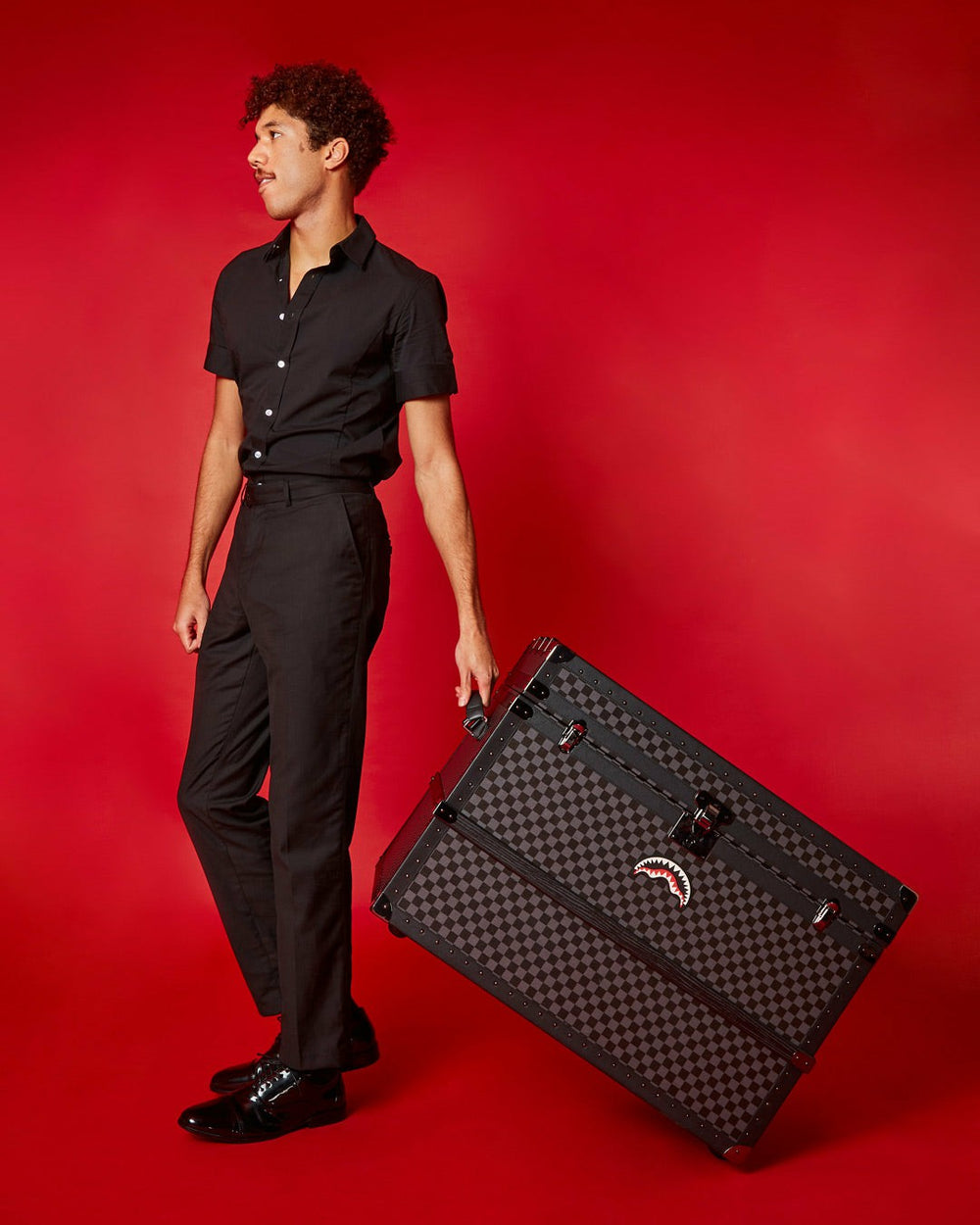VANQUISH II WARDROBE TRUNK | Sprayground Exclusive Deal