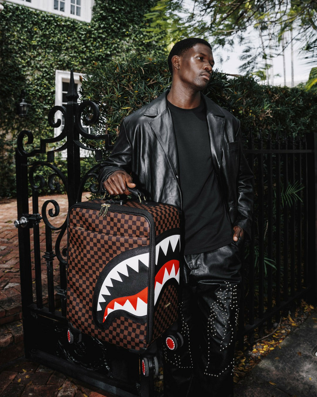 SAWTOOTH SHARKS IN PARIS CARRY-ON LUGGAGE | Sprayground Outlets