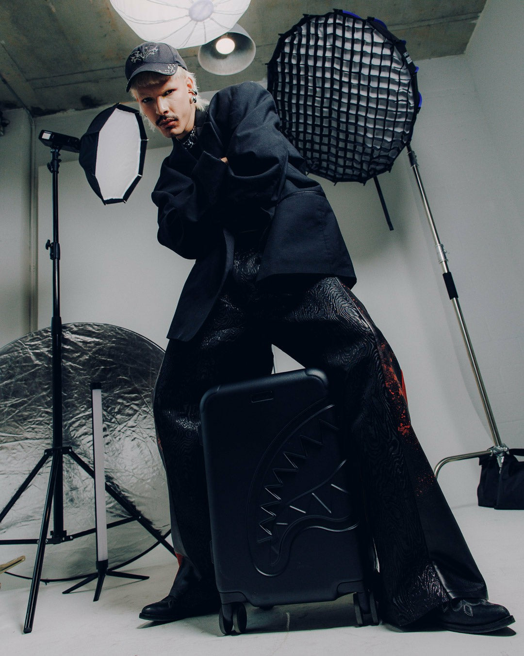 HENNY JETSTREAM SHARKITECTURE CARRY-ON LUGGAGE | Sprayground Value Deal