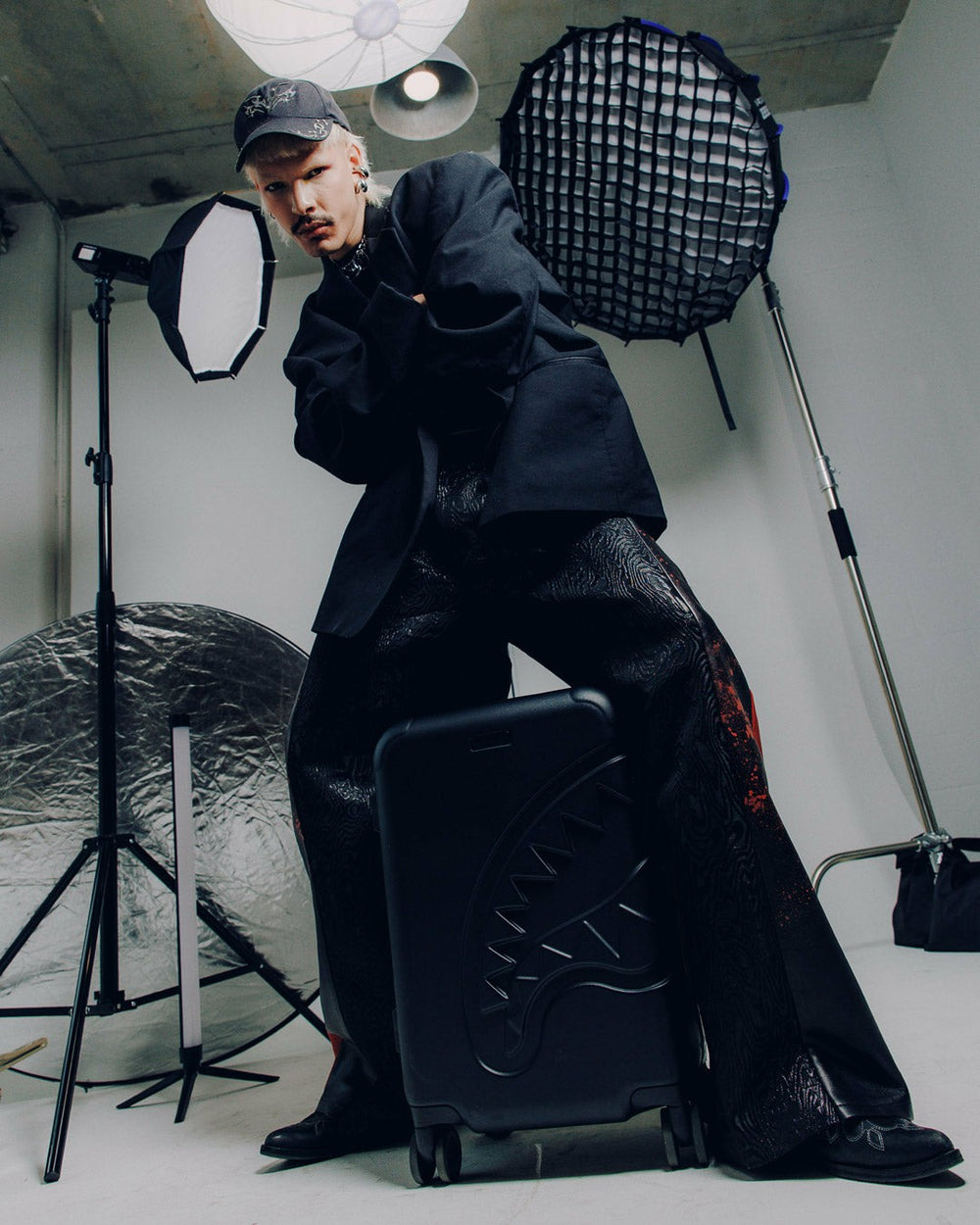 HENNY JETSTREAM SHARKITECTURE CARRY-ON LUGGAGE | Sprayground Value Deal
