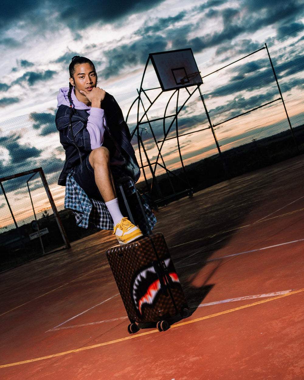 SHARKS IN PARIS BLUR EFFECT CARRY-ON LUGGAGE | Sprayground Sale