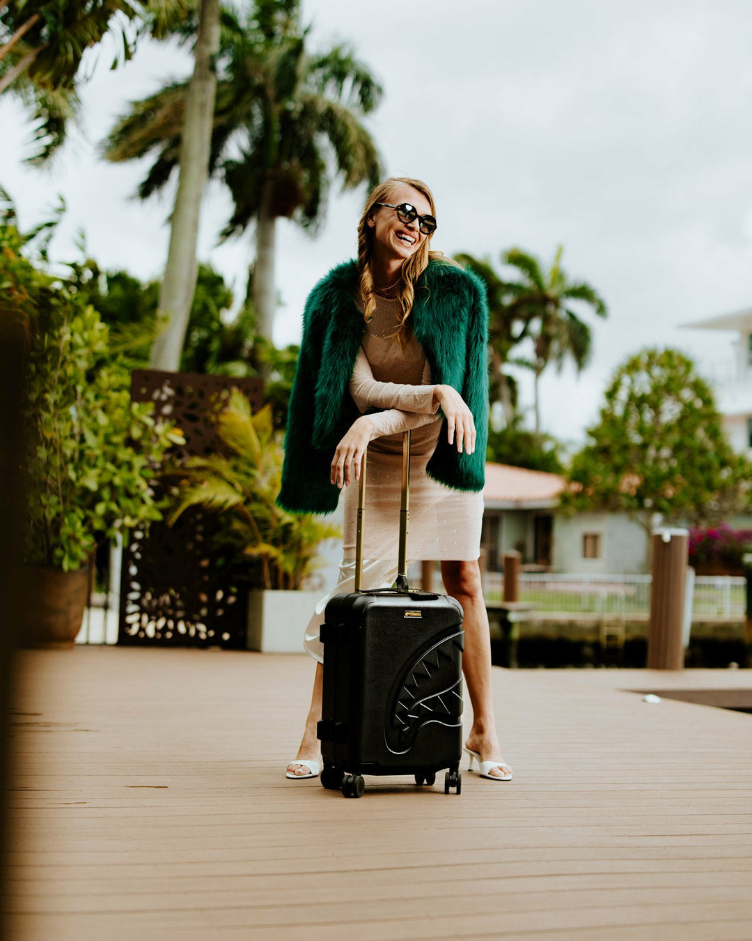 REALITY CHECK SHARKITECTURE CARRY-ON JETBLACK LUGGAGE (GOLD HARDWARE) | Sprayground On Sale