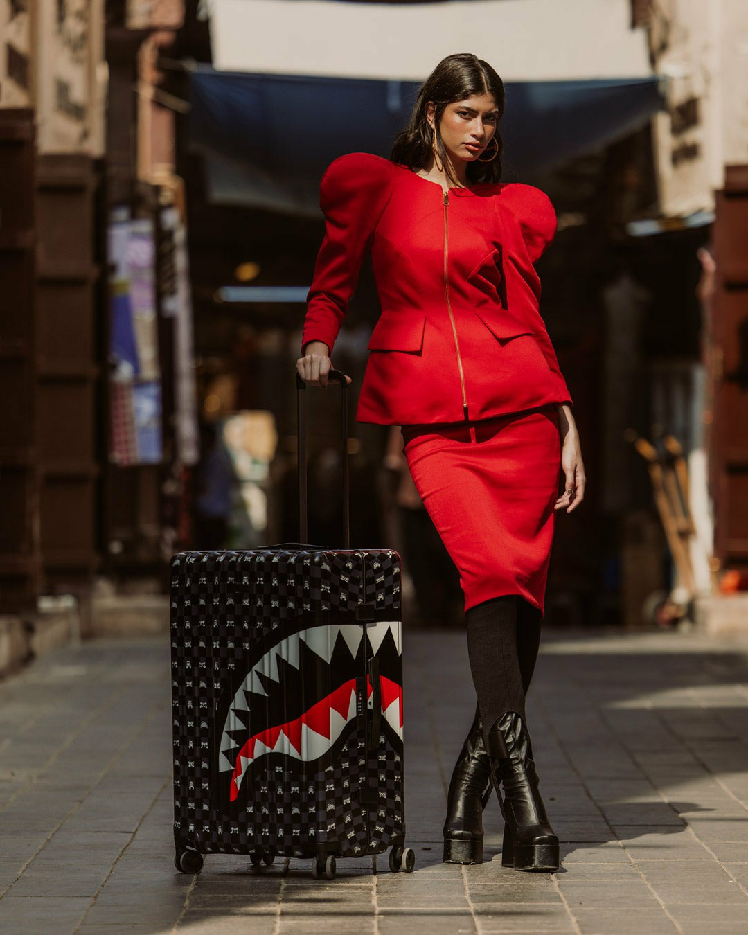 SHARK MOB HIDEOUT FULL-SIZE LUGGAGE | Sprayground Bargain