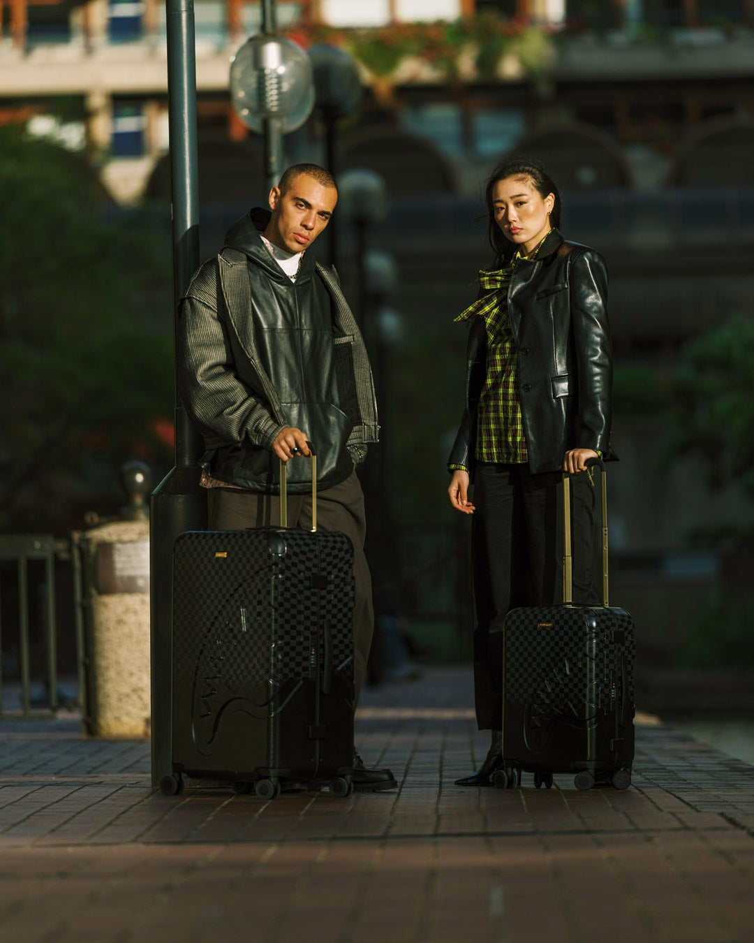 THE PHANTOM FADE FULL-SIZE LUGGAGE | Sprayground Hot Deal
