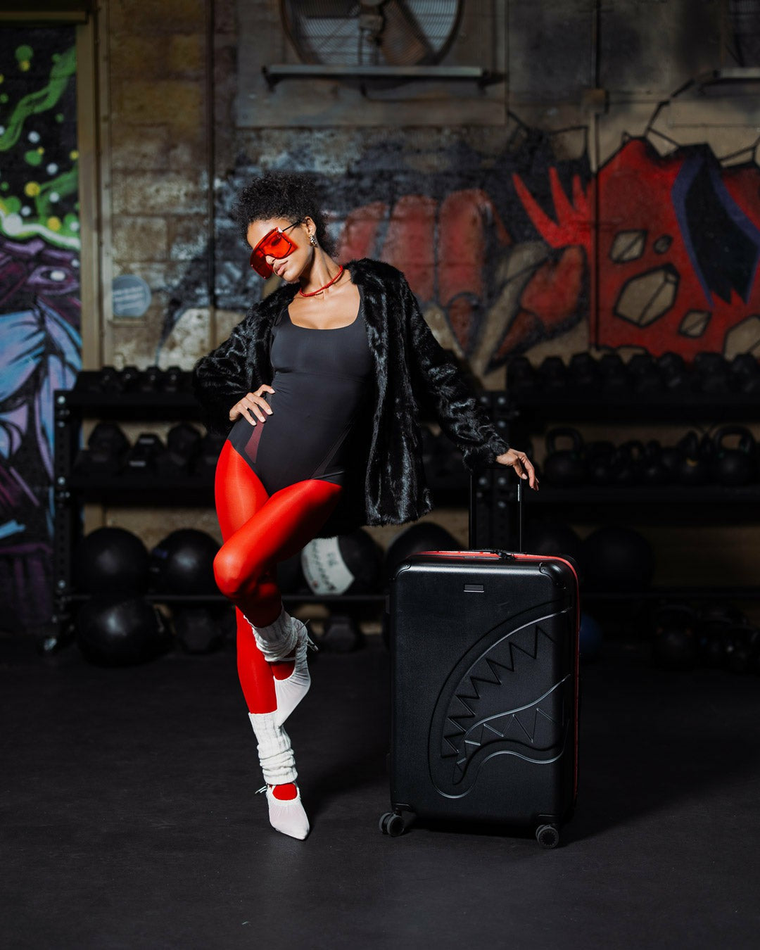 THE HERO SHARKITECTURE FULL-SIZE LUGGAGE | Sprayground Bargain