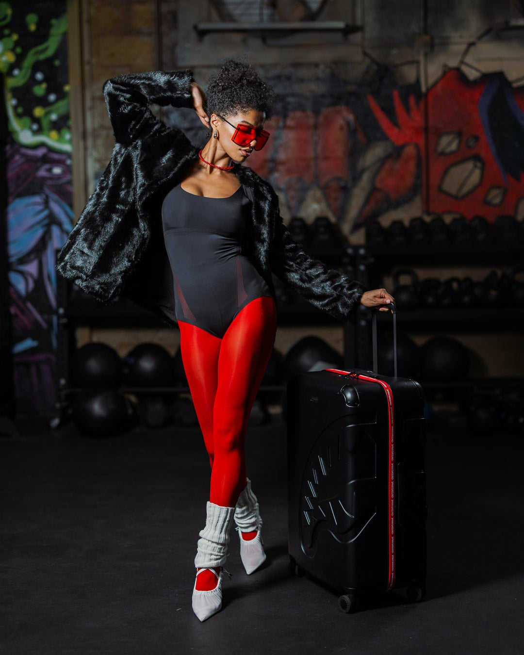 THE HERO SHARKITECTURE FULL-SIZE LUGGAGE | Sprayground Bargain