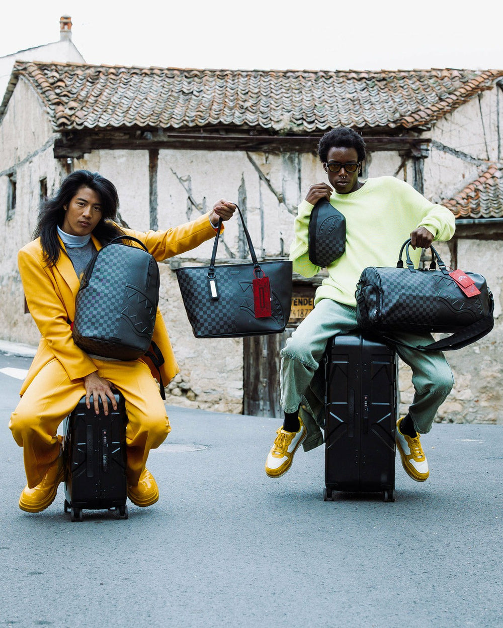 NIGHTSHARKS WORLDWIDE SHARKITECTURE FULL SIZE LUGGAGE | Sprayground Discounted