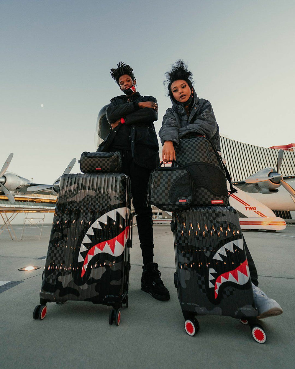 3AM SHARKNAUTICS 2 PC LUGGAGE SET | Sprayground Special Offer