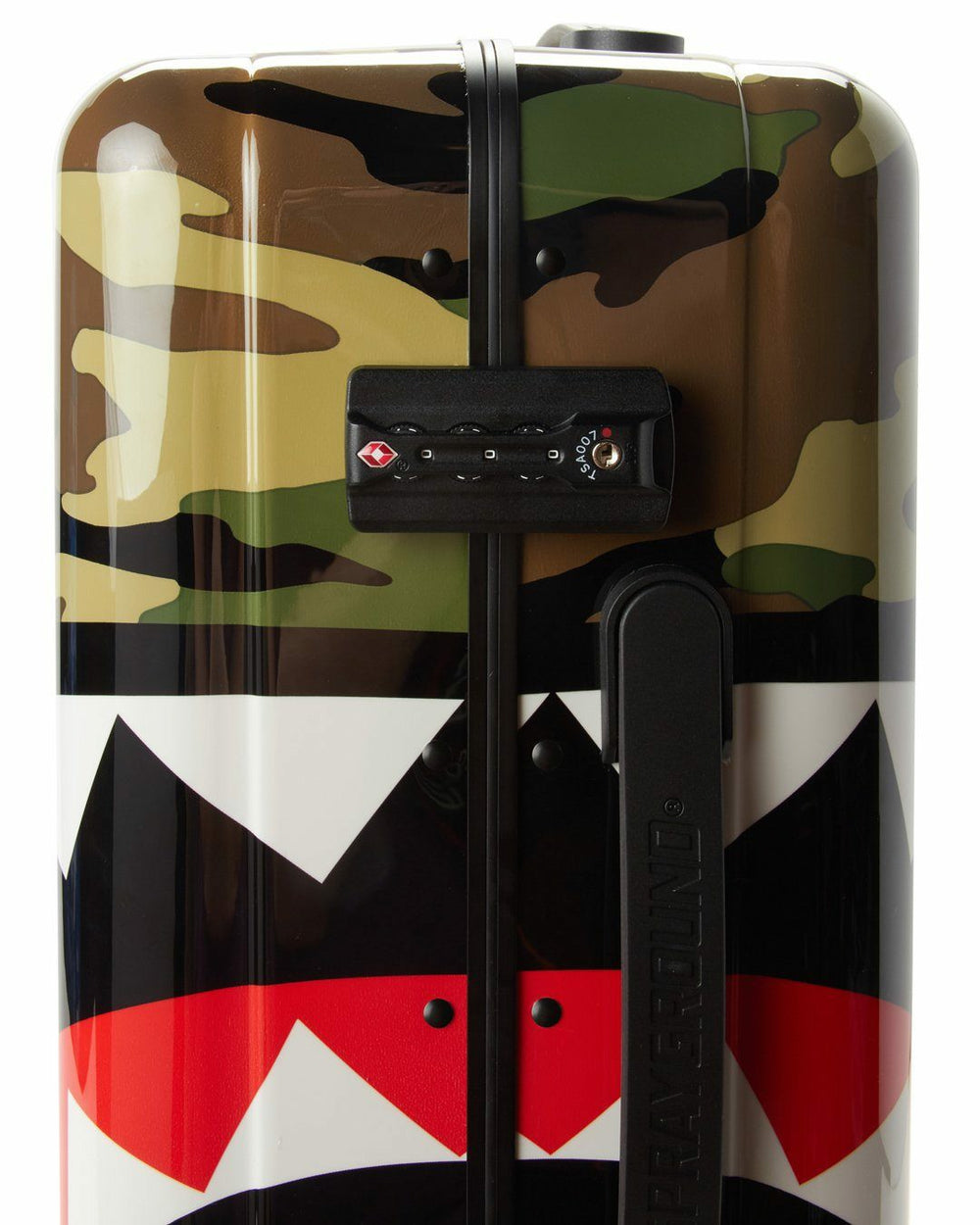 SHARKNAUTICS (CAMO) 29.5” FULL-SIZE LUGGAGE | Sprayground Savings