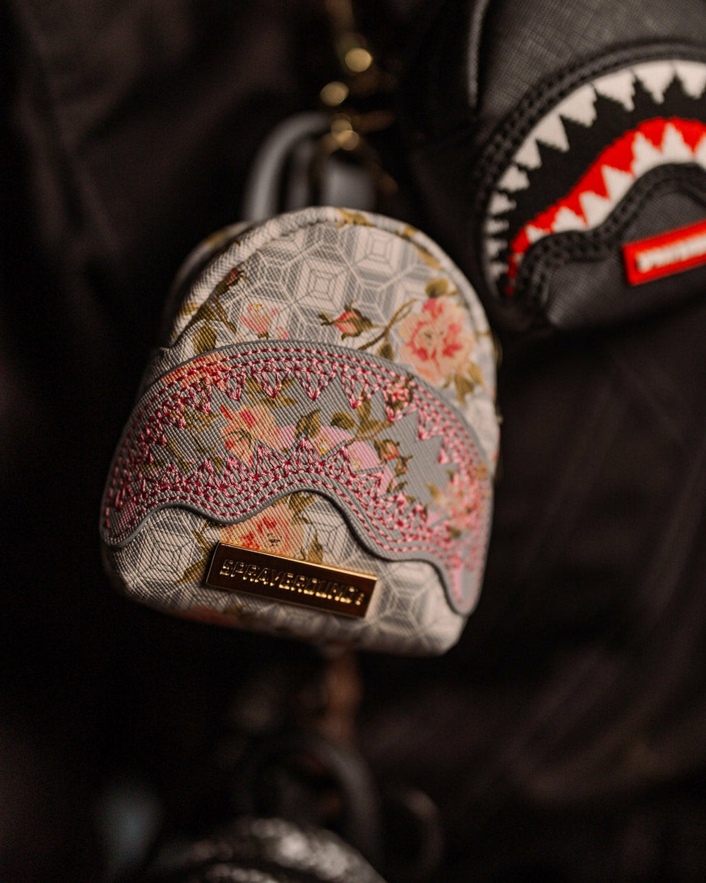 A.I. AFRICAN INTELLIGENCE ELEGANT ENERGY BACKPACK KEYCHAIN | Sprayground Hot Deal