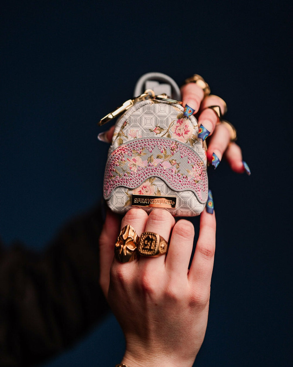 A.I. AFRICAN INTELLIGENCE ELEGANT ENERGY BACKPACK KEYCHAIN | Sprayground Hot Deal