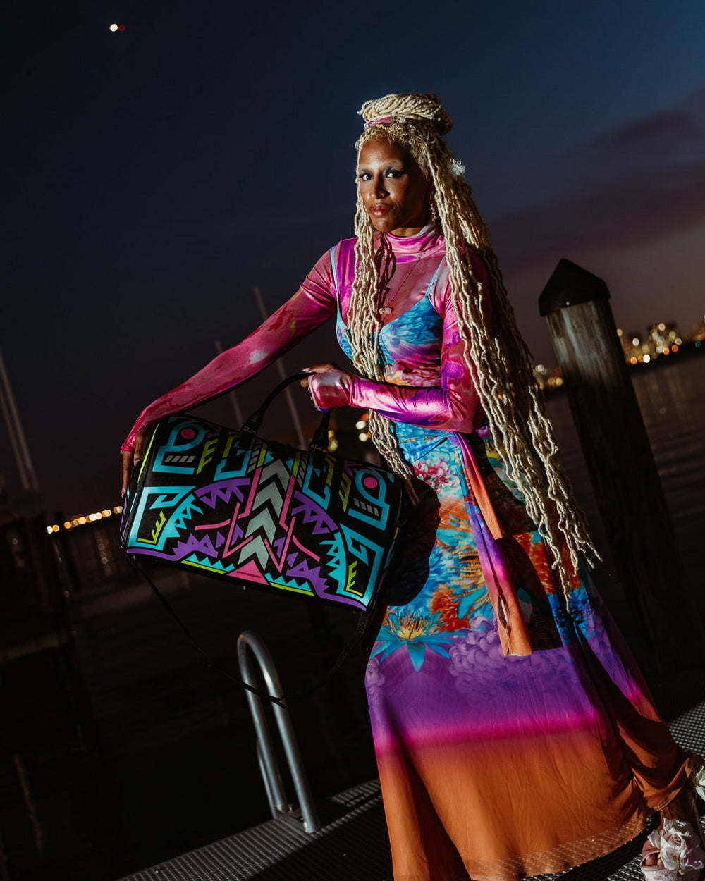 A.I. PATH TO THE FUTURE III DUFFLE - SANDFLOWER COLLAB (GLOW IN THE DA | Sprayground On Sale