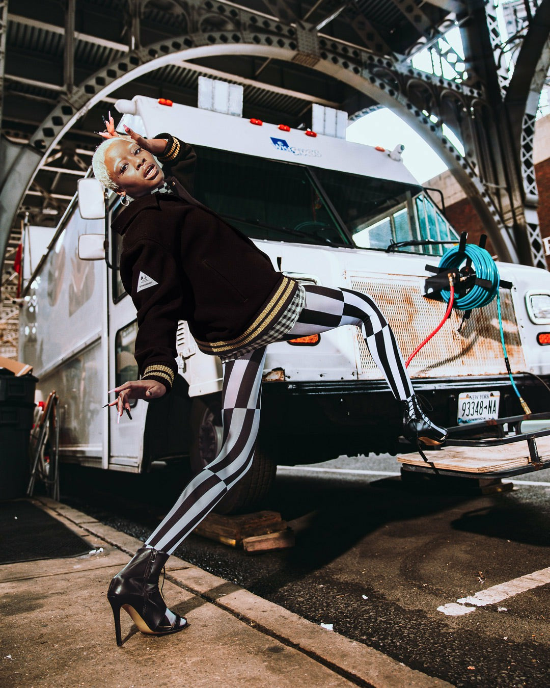A.I.9 AFRICAN INTELLIGENCE GUILDED LEOPARD - SANDFLOWER COLLAB VARSITY | Sprayground Discounted