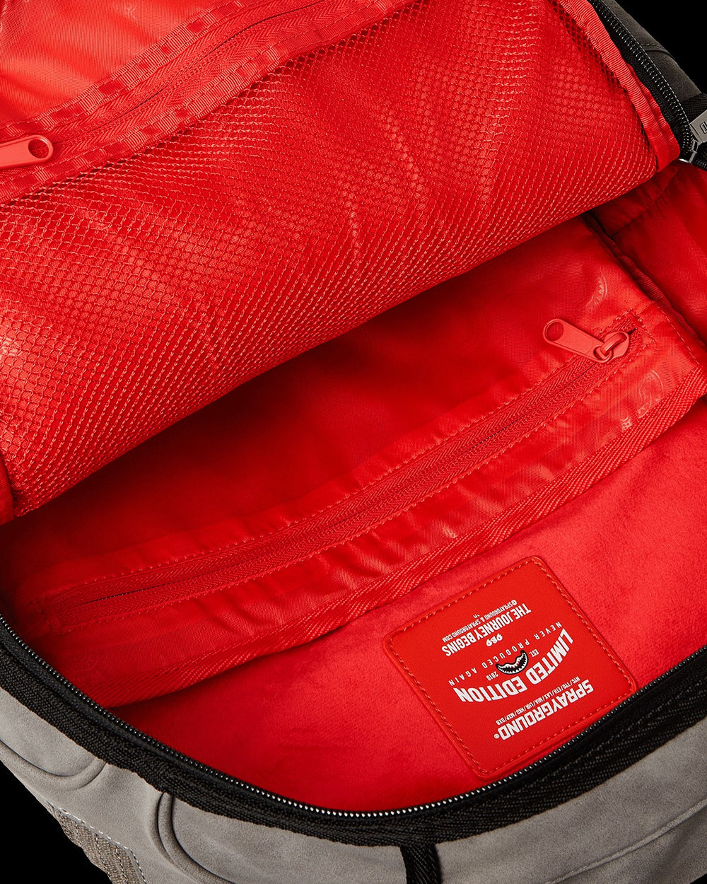 DUNE STILLSUIT SHARK BACKPACK | Sprayground Exclusive Deal